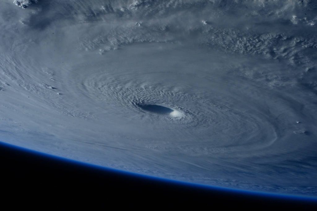 category 5 hurricane